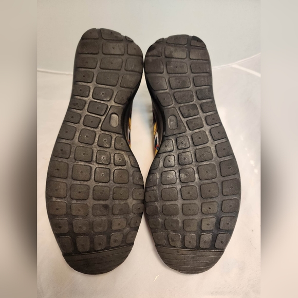 Sneakers size 9.5 - Picture 3 of 4